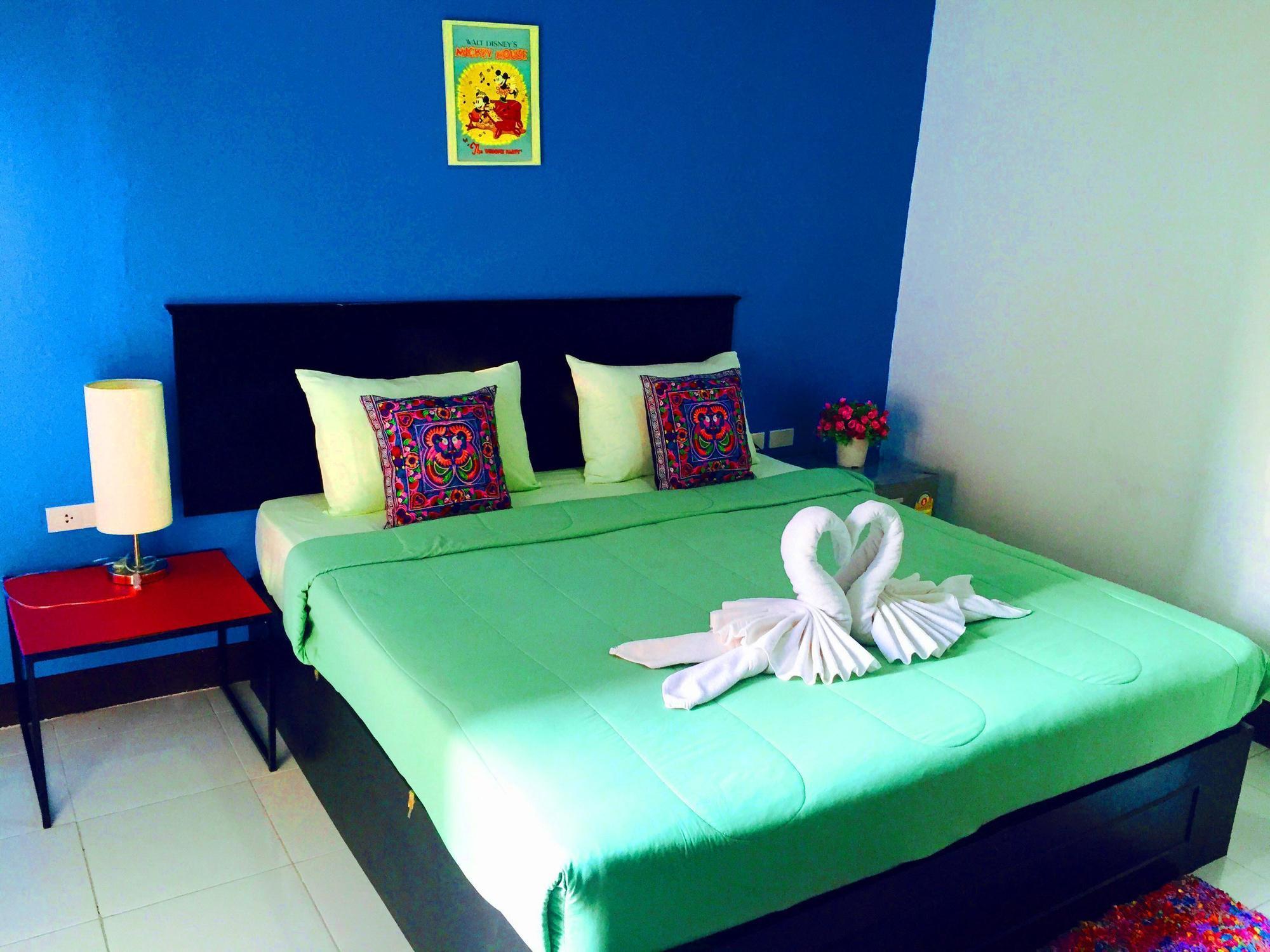 Benetti Lodge Patong Экстерьер фото