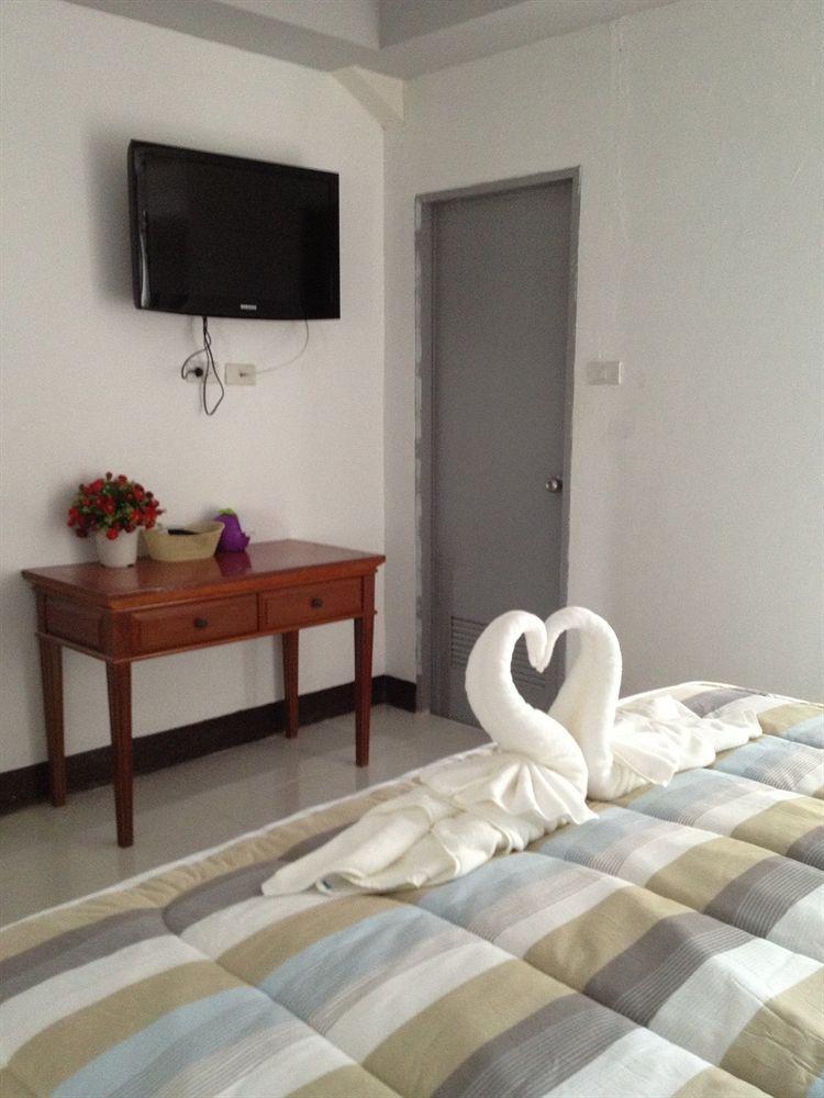 Benetti Lodge Patong Экстерьер фото