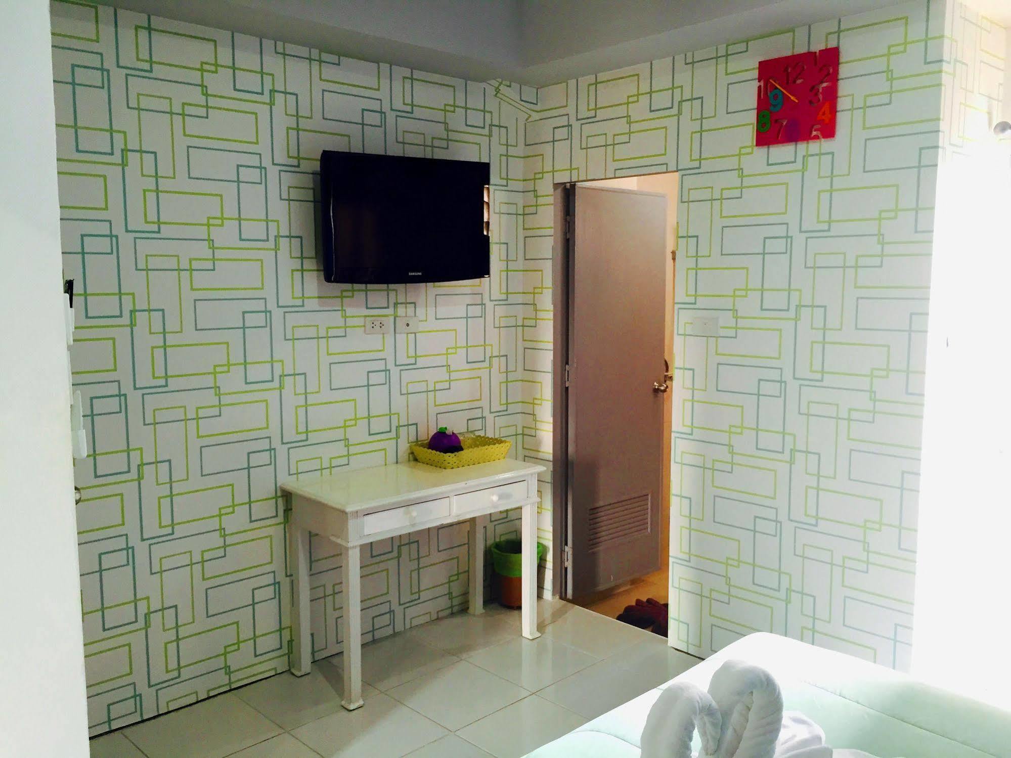 Benetti Lodge Patong Экстерьер фото