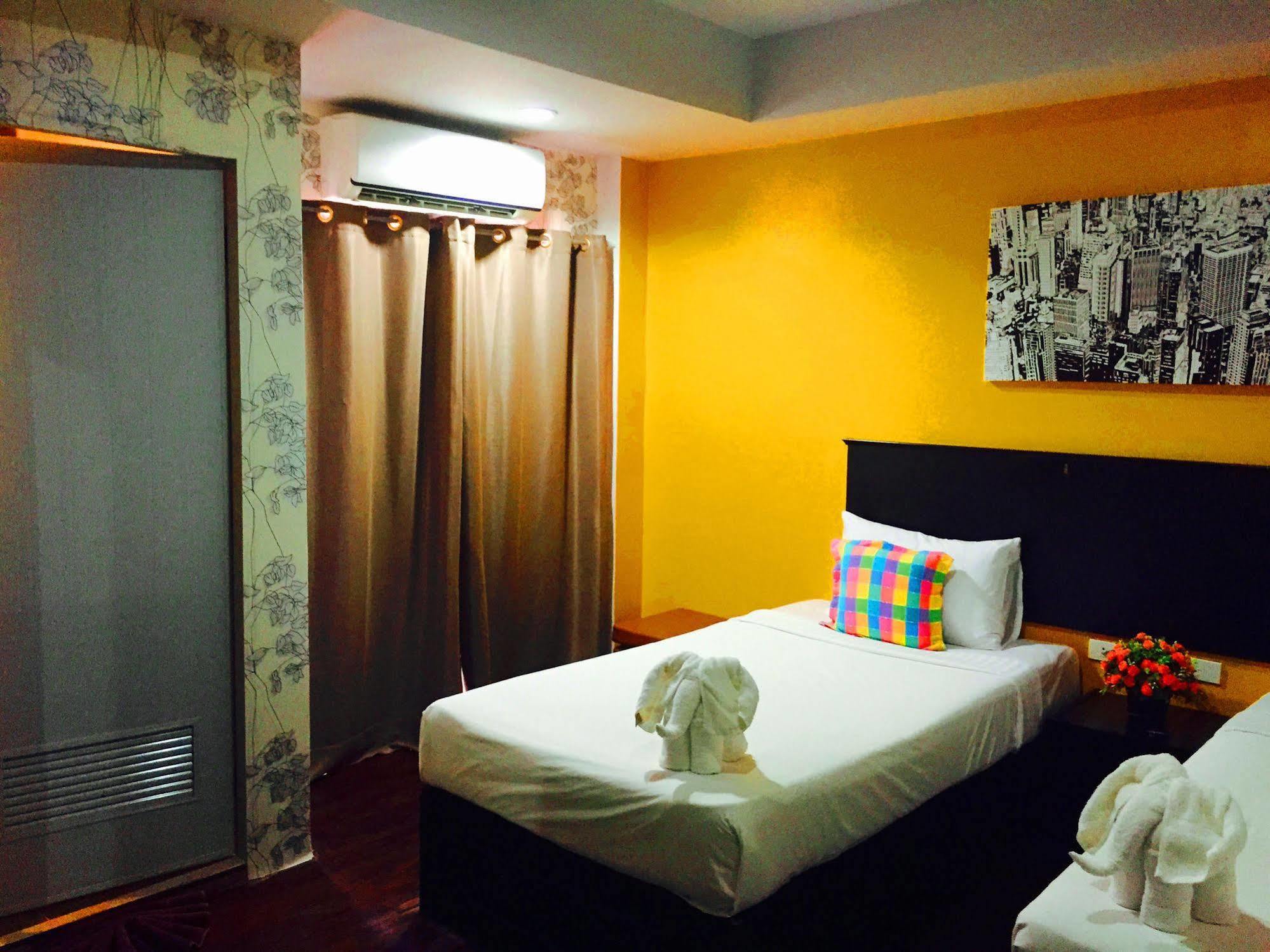 Benetti Lodge Patong Экстерьер фото