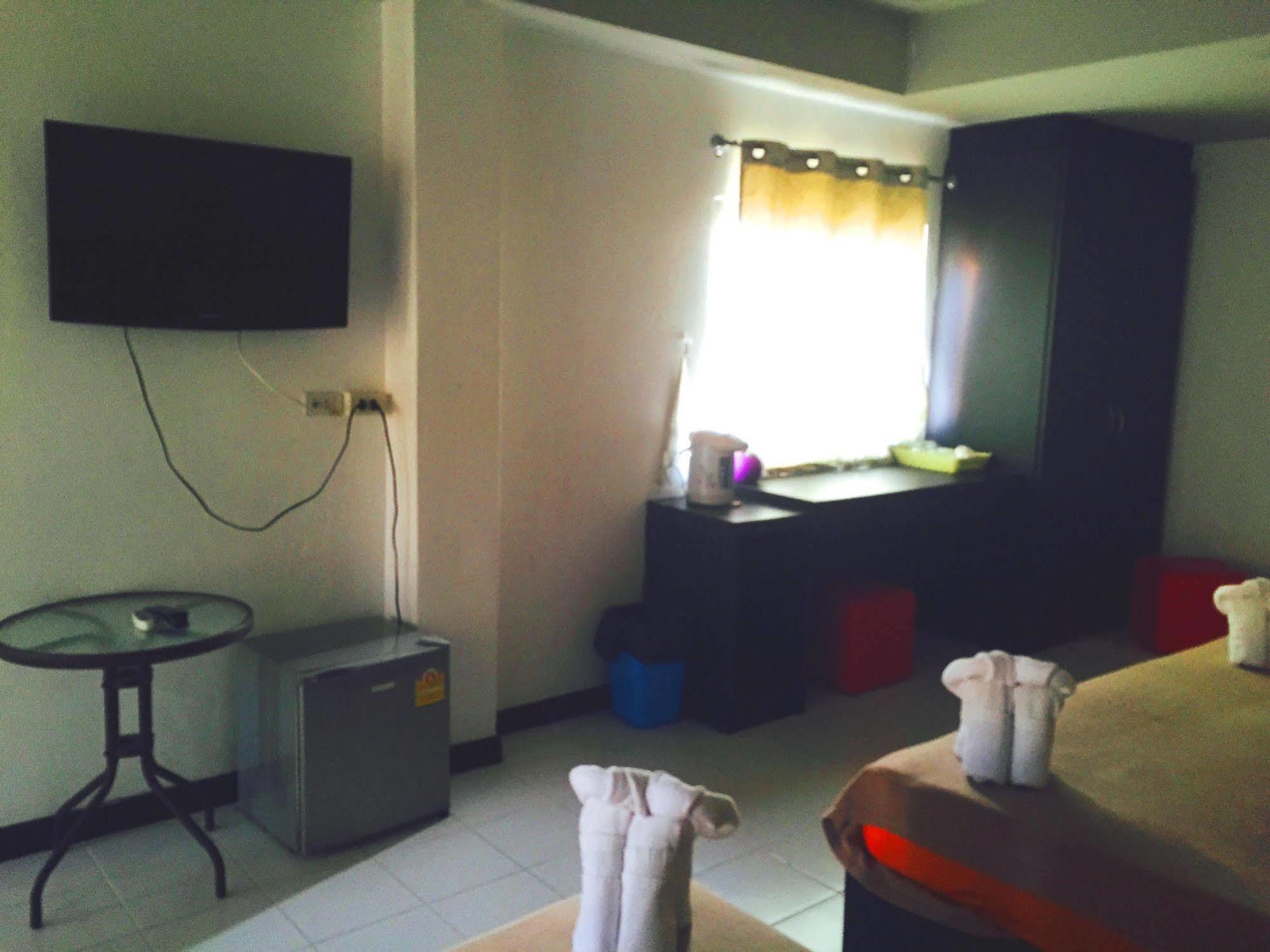 Benetti Lodge Patong Экстерьер фото