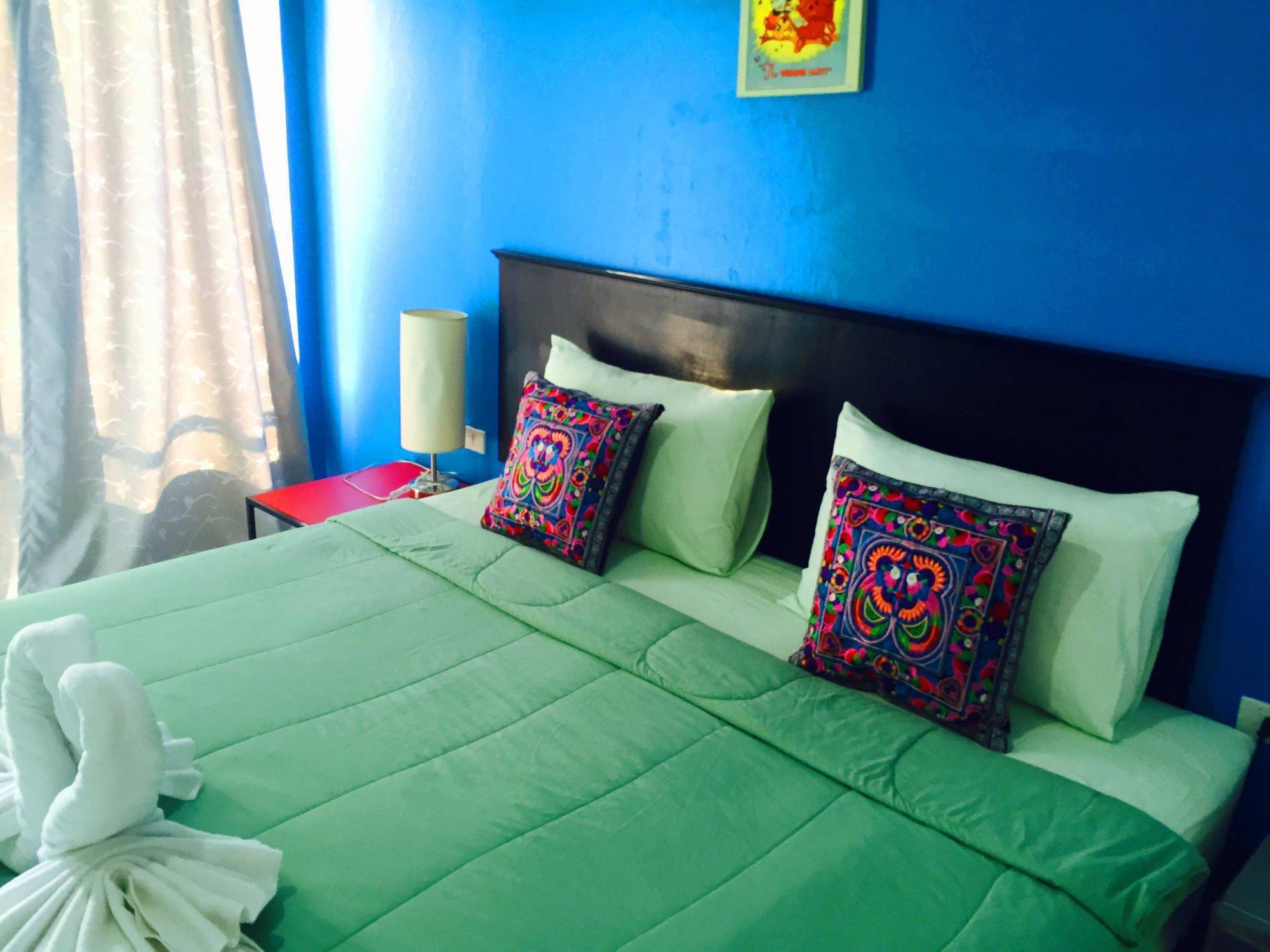 Benetti Lodge Patong Экстерьер фото